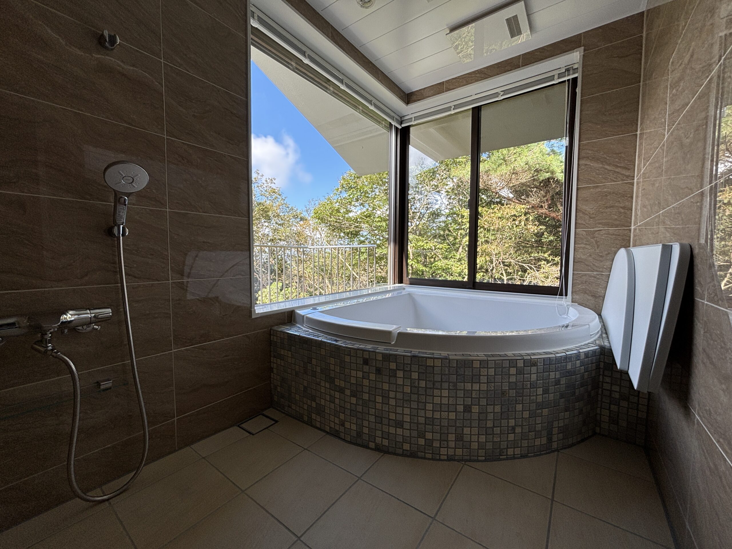 竣工報告】六甲の自然と調和する住宅が完成しました | ランドマーク株式会社